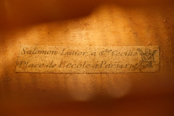 salomon cello label
